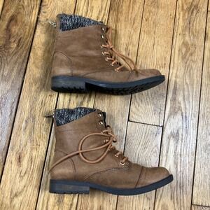 Women Brown Lace Up Combat Boots with Knit Cuff and Back Zipper Size 6